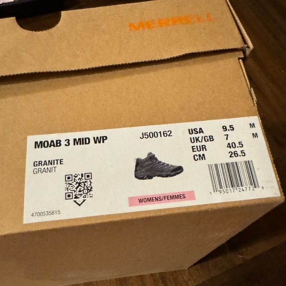 Merrell Moab Boots size 9.5 brand n in the box - Picture 1 of 4